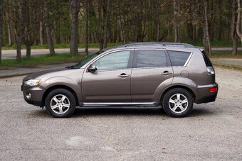 Mitsubishi Outlander 2.2 DI-D, diesel, 4x4, 7.miestne - 3