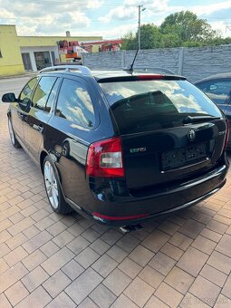 Škoda Octavia Combi 2.0 TDI 125 kW RS DSG 2010 - 3