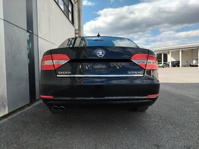 rozpredám Superb 2 facelift 2014 čierny - 3