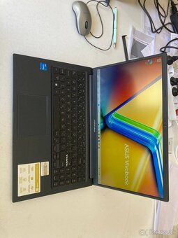 ASUS Vivobook 15 (X1504ZA) – Intel Core i5-1235U / 8 GB RAM - 3