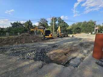 Ponúkame výkopové a stavebné práce BB - 3