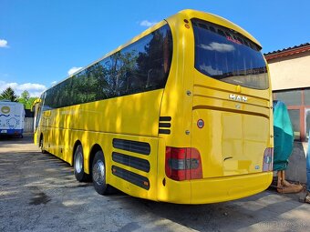 MAN Coach Lions - 3