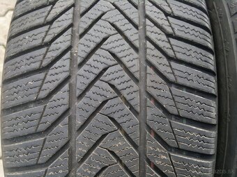 Zimne pneu. Esa Tecar 225/45 r17 - 3