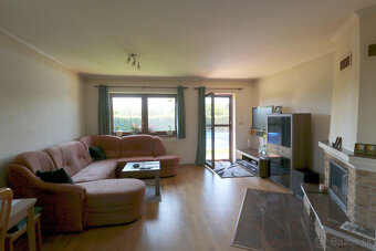 Predaj samostatne stojacieho rodinného domu, Hviezdoslavov - 3