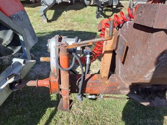 Nakladač UNHZ 500 - 3