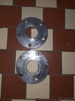 Rozširovacie podložky 5x112 2cm - 3