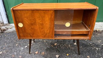 Gramofónová skrinka - 3