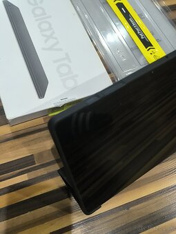 Samsung Galaxy tab a9+ - 3
