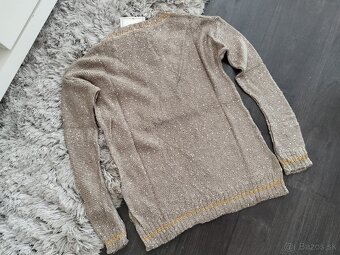 Luxusný hnedý pulóver S/M - 3