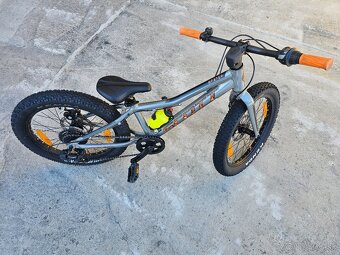 Predám detský scott scale rc 200 - 3