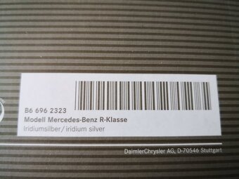 1:18 Mercedes R-class (Minichamps) - 3