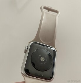 Hodinky Apple Watch SE GPS 40mm - 3