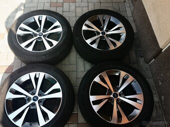 Ford Explorer 5x114,3 r20 - 3