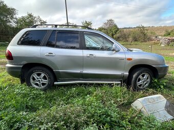 Predám Hyundai Santa Fe 2.0L na nahradné diely - 3