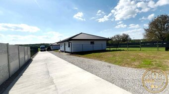 BUNGALOVY S FOTOVOLTAIKOU A TEPEL.ČERPADLOM v obci Podlužany - 3