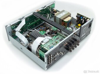 Yamaha R-N803D - 3