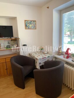 ZNÍŽENÁ CENA - Väčší 1 izb. byt na vyvýšenom prízemí v N - 3