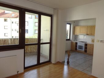 PRENÁJOM, 2 izbový byt Belveder, 2. p., 77 m2, terasa - 3