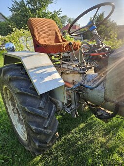 Traktor RS-09 - 3