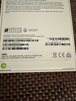 ⸻ iPhone 15 Pro 256 GB White Titanium - 3
