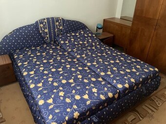 Lacno predáme manželskú posteľ s úložným priestorom - 3