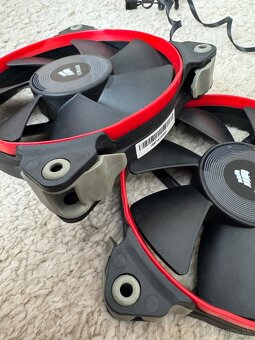 Corsair SP120 Quiet Edition (2× 120 mm ventilátory) - 3