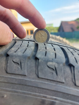 4Ks Kumho Crugen Premium 255/60 R18 - 3