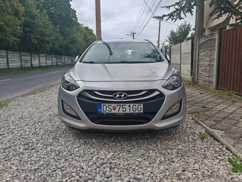 Hyundai i30 1.6CRDi 94kW - TOP STAV - 3