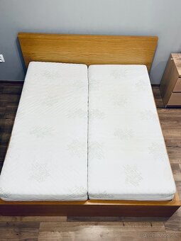 REZERVOVANE Posteľ MALM IKEA 160x200, rám + rošty - 3