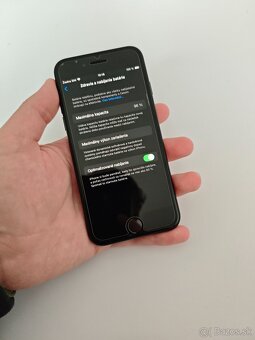 iPhone SE (2020) 64GB - 3