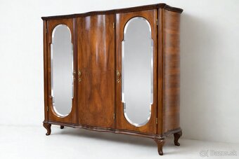 STAROŽITNÁ SKRIŇA - 3