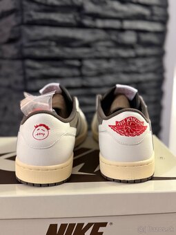 Jordan 1 Low Travis Scott Reverse Mocha - 3