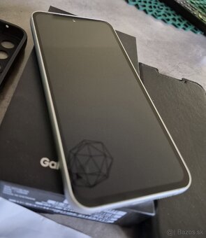 Samsung Galaxy S23 FE – TOP stav - 3