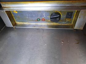 Podstavec na gril - 3