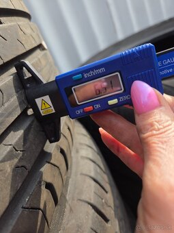 Pneumatiky 215 60 17 letné Zn.continental - 3