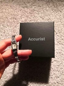 Predám krásne štýlové hodinky Accurist - 3