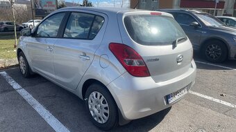 Hyundai i20 1,2 benzín,2009 /1.majiteľ 68 000 km - 3