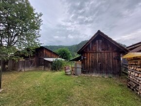 Exkluzívne predaj rodinný dom 10 km od Banskej Bystrice. - 3
