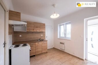 Predaj 2 izbový byt Nitra - Mlynárce, BÝVANIE AKO V DOME - 3