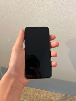 iPhone Xs 256 GBSpace Gray Výborný stav s krabicou - 3