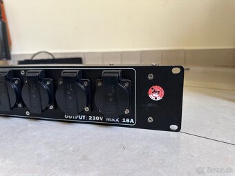 EUROLITE SB-42/19 ROZVÁDZAČ 19" - 3