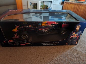 Modely 1:18 - 3