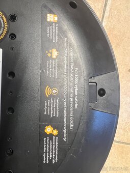 Roboticky vysavač ETA - 3