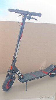 Elektrická kolobežka Aprilia ESR2 - 3
