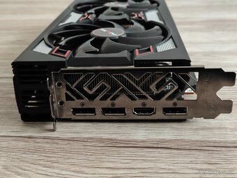 Graficka karta RX 5700XT - 3