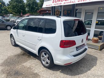 Volkswagen Touran 1.4 TGI Comfortline - 3