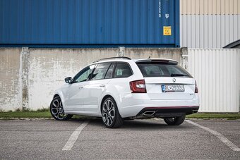 Škoda Octavia Combi 2.0 TDI RS DSG 4x4 135kw - 3