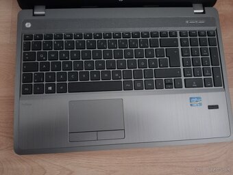 rozpredám na diely notebook Hp probook 4540s - 3