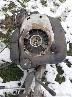 Briggs stratton motor - 3