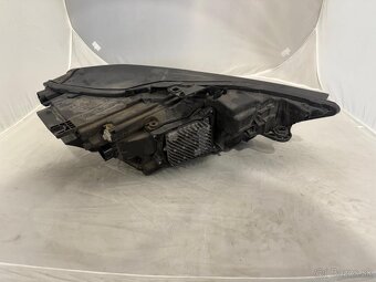 Svetlo Audi A6 C8 - 3